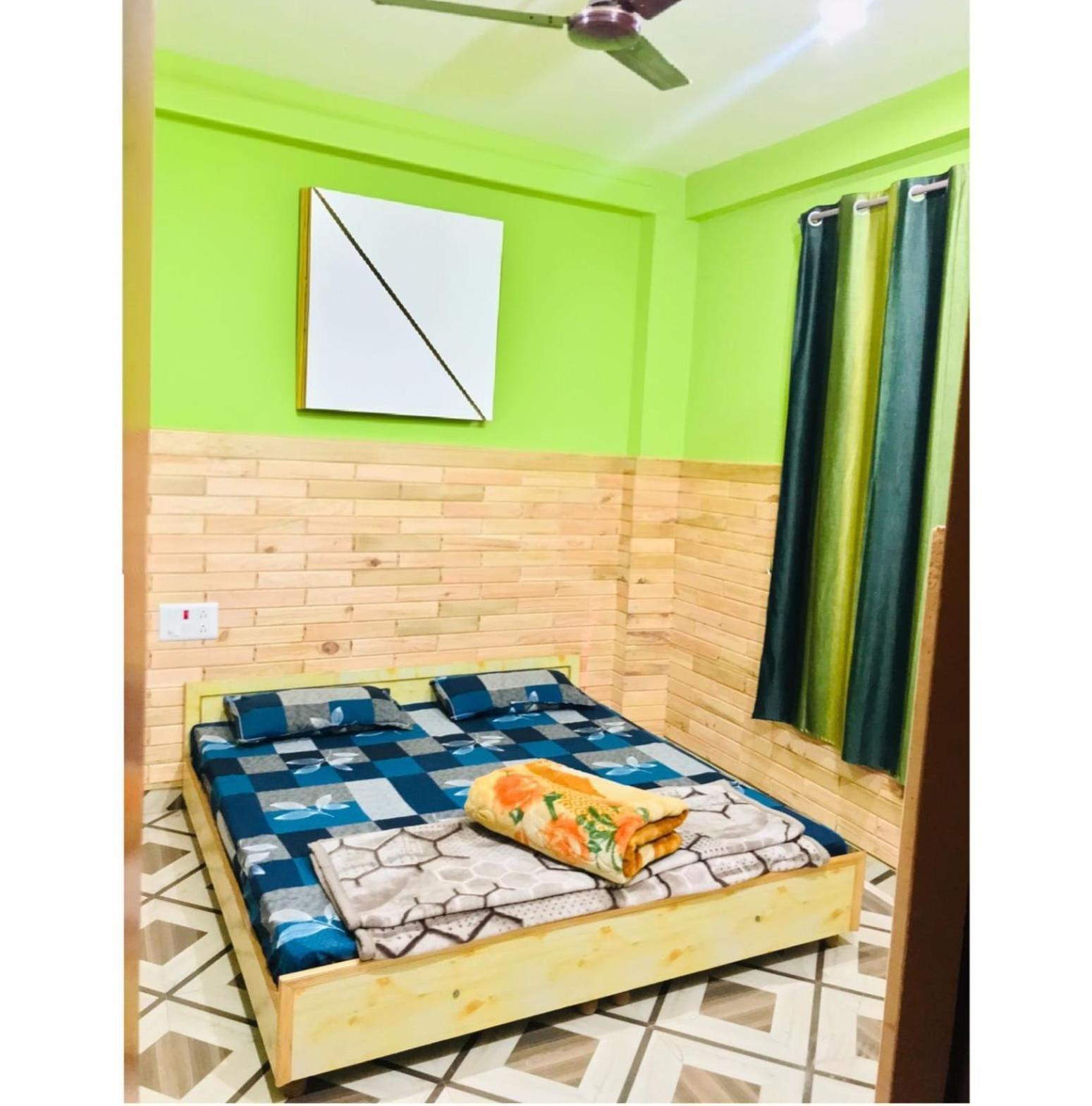 Nucleus Guest House كاسول المظهر الخارجي الصورة